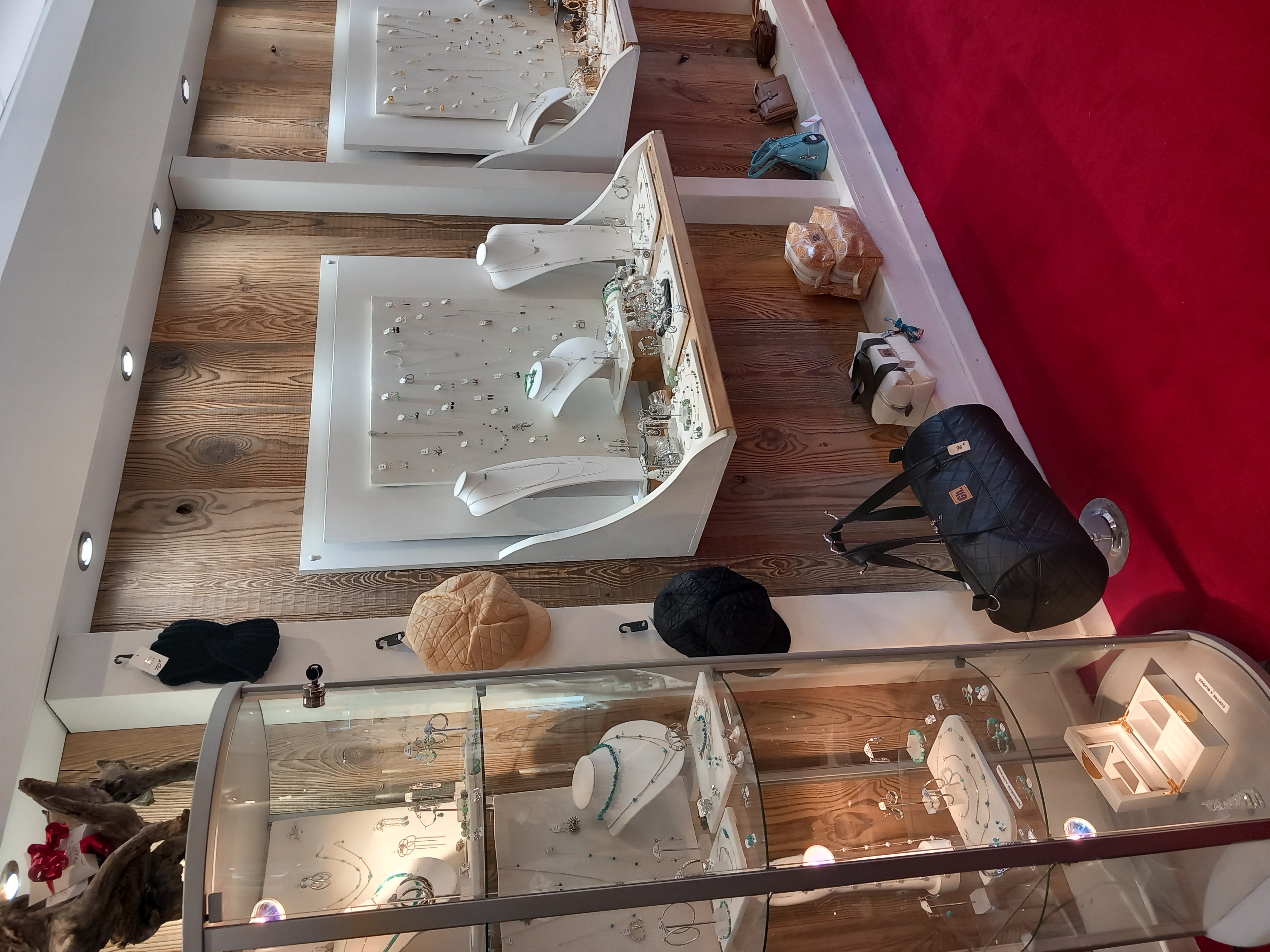 Bijou artisanal — aperçu 2