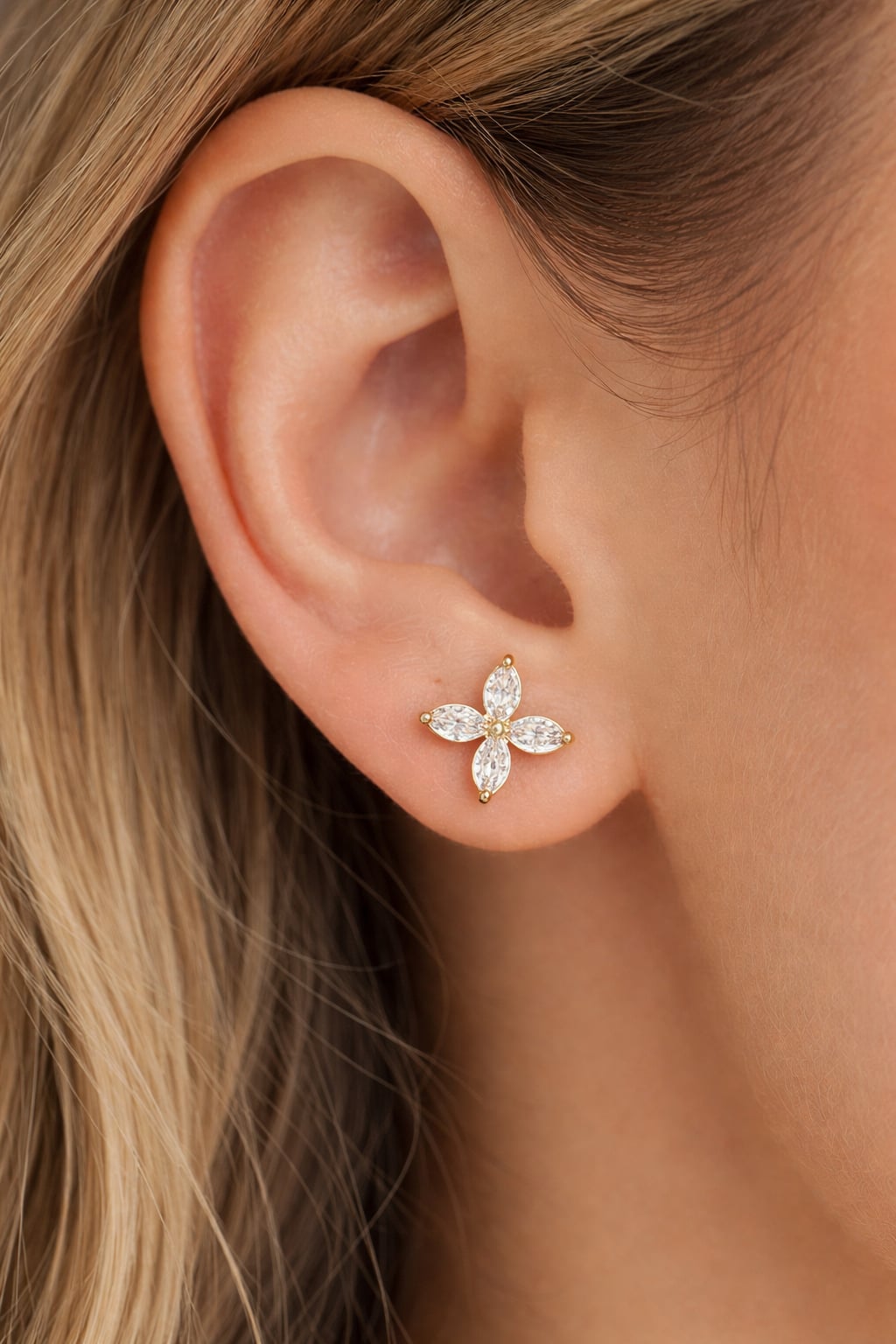 Boucles d’oreilles puces fleurs oxydes - Plaqué Or